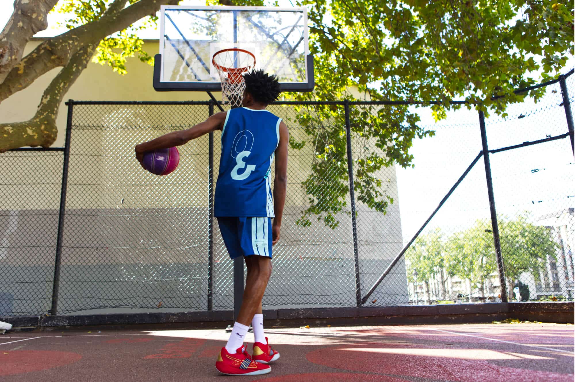 Focus sur la première collection Zéro 7 Première collection Zéro coloris Bleu Nuit 1