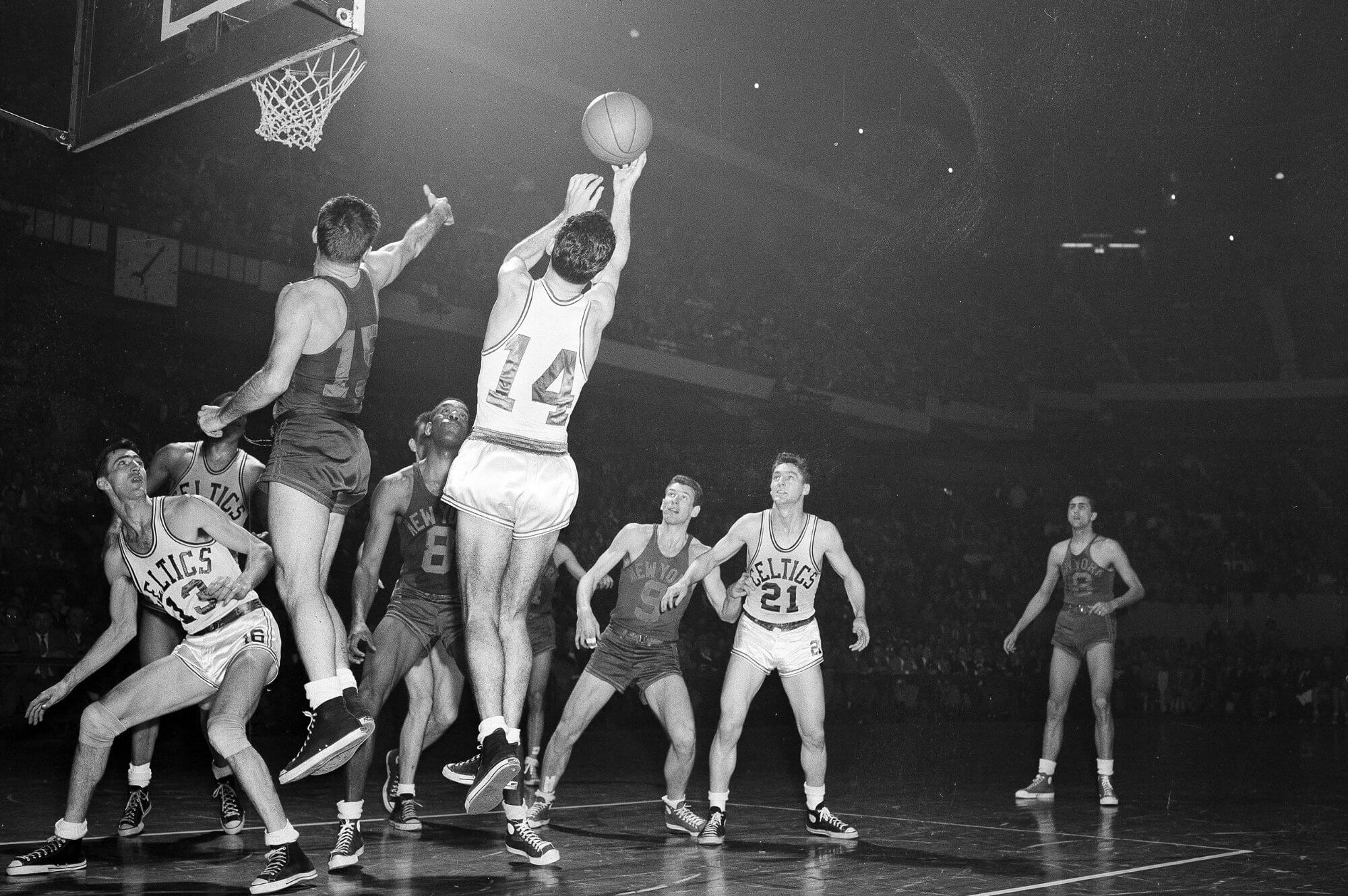 L’histoire des maillots de basket 1 Les premiers maillot de basket article l'histoire des maillot Zéro Basketball